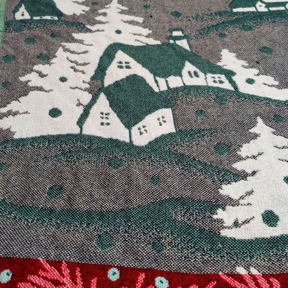 Reversible Vintage Woven Fringed Holiday Tapestry Sofa Blanket Throw - Picture 9 of 10